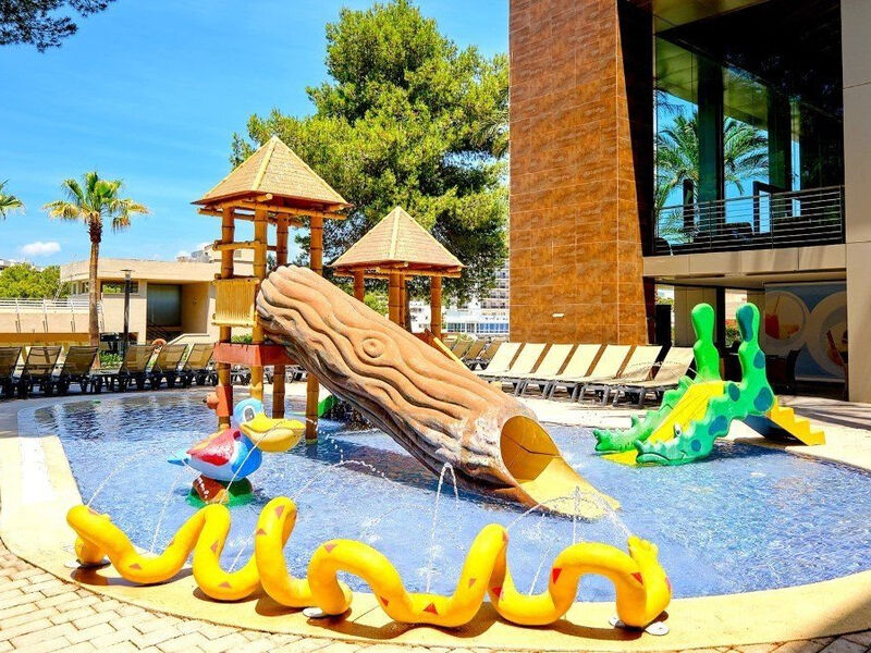 Occidental Cala Vinas