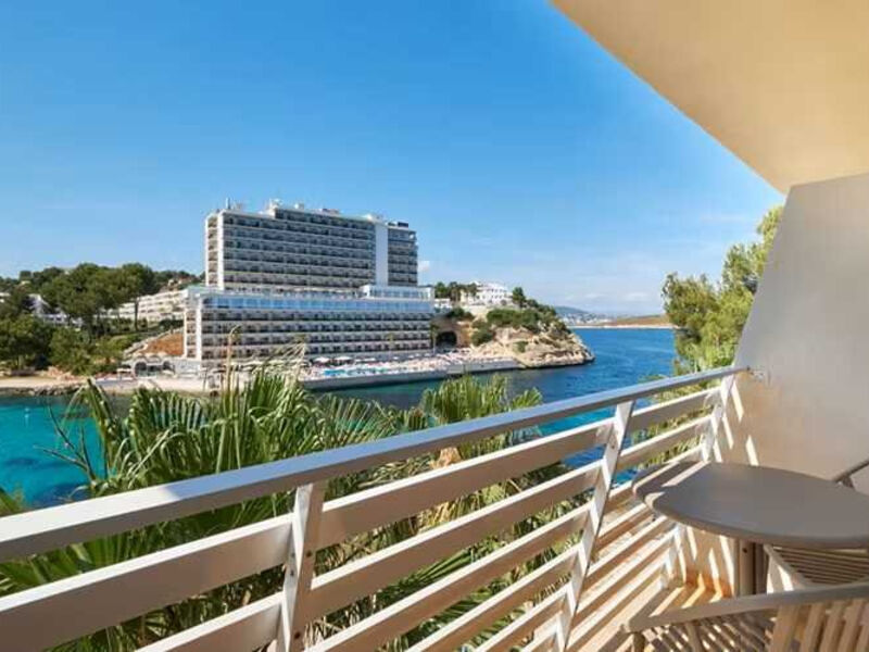 Occidental Cala Vinas