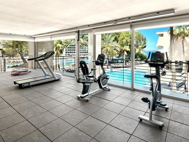 Occidental Cala Vinas