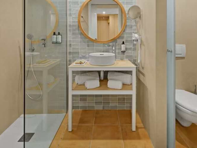 Occidental Cala Vinas