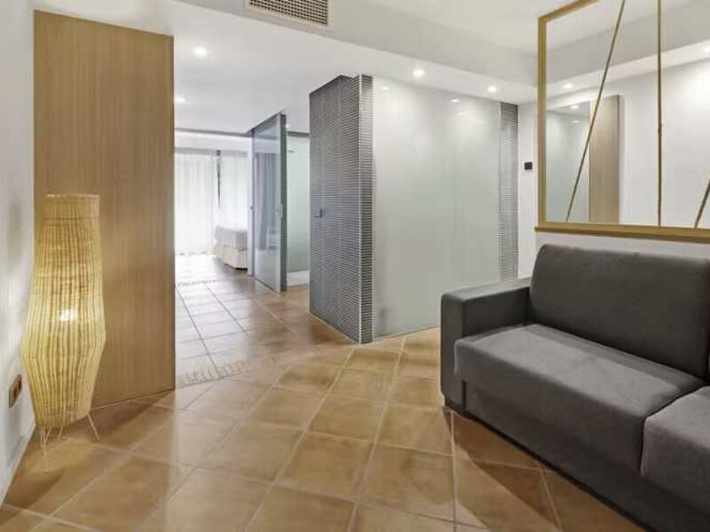 Occidental Cala Vinas