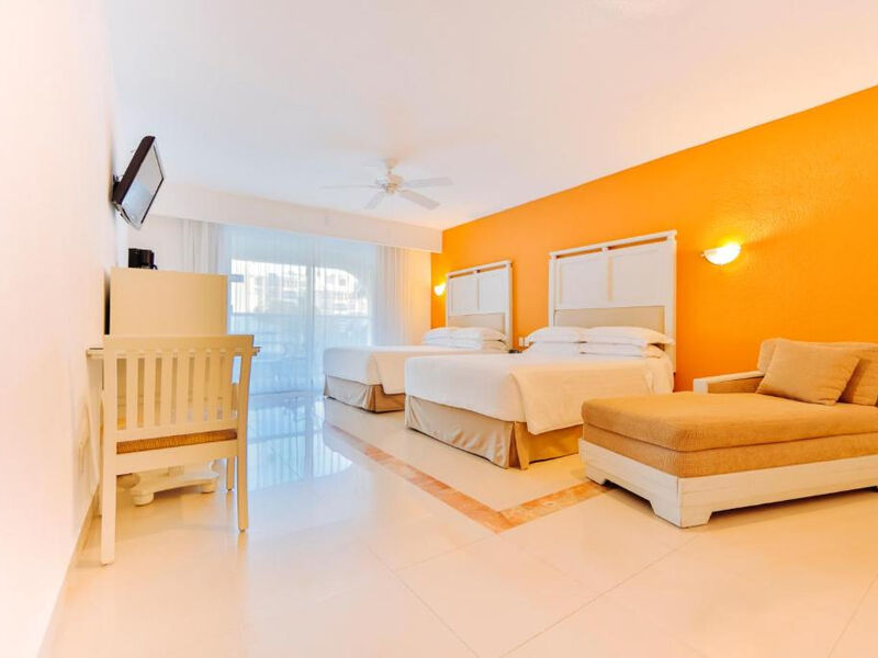 Occidental Costa Cancun