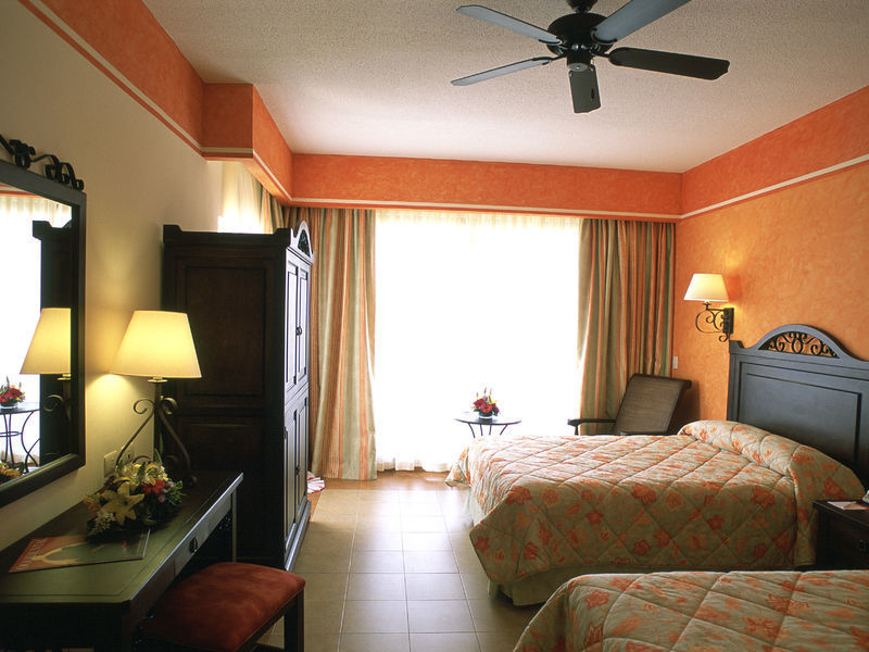 Occidental Grand Xcaret