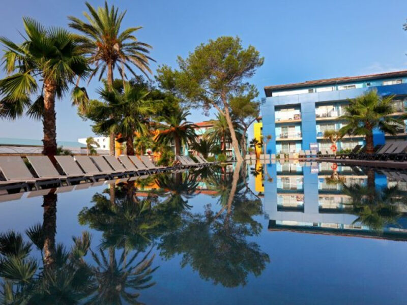 Occidental Pueblo Menorca (Ex Barcelo Pueblo Menorca)