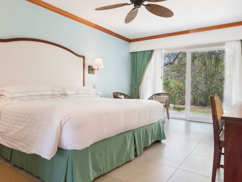 Occidental Tamarindo
