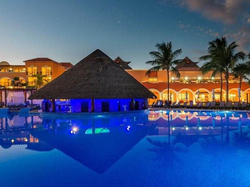 Ocean Coral And Turquesa