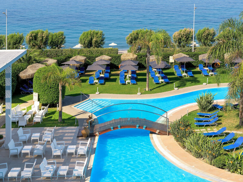 Oceanis Beach