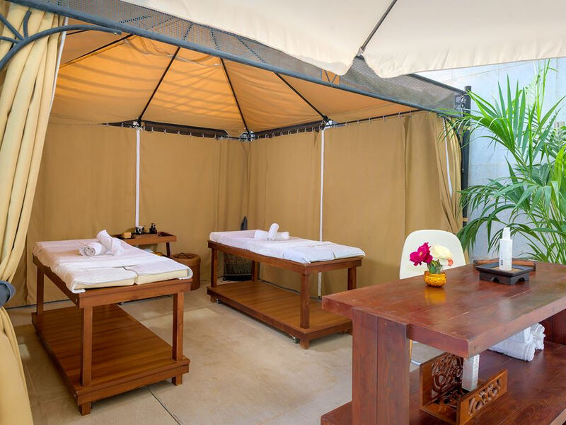 Hotel Oceanis Beach