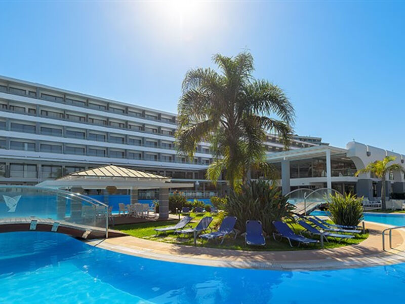 Oceanis Beach