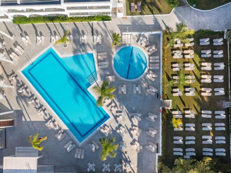 Oceanis Park Hotel