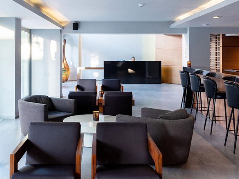 Oktober Downtown Boutique Hotel