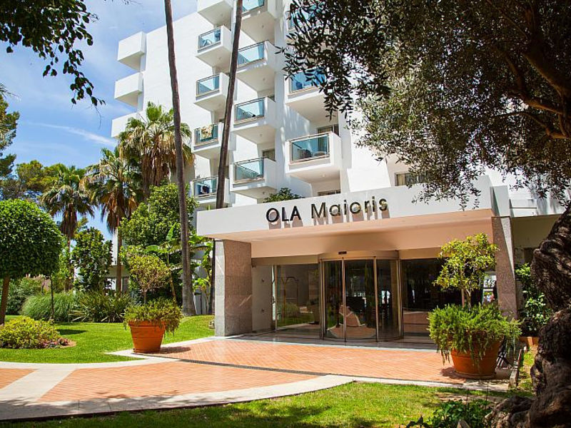 Ola Club Maioris