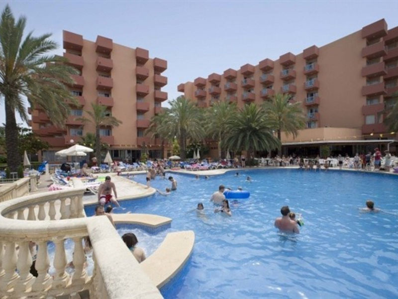 Ola Club Maioris