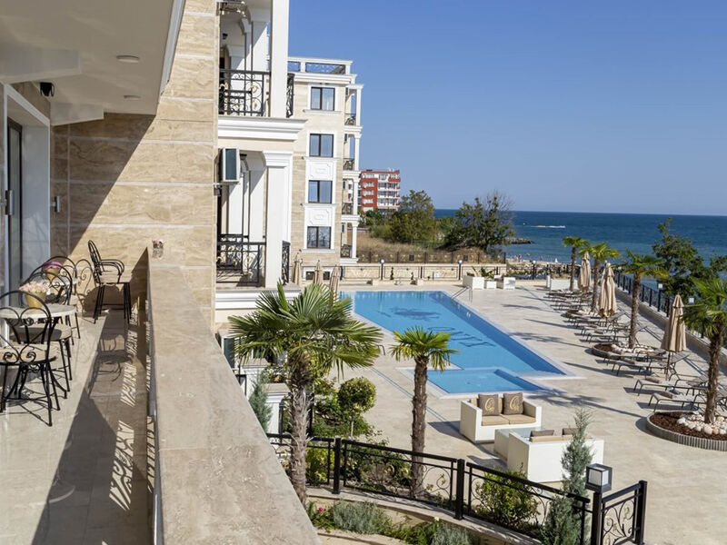 Hotel Onyx Beach Residence