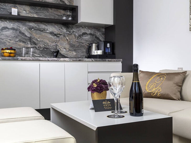 Hotel Onyx Beach Residence