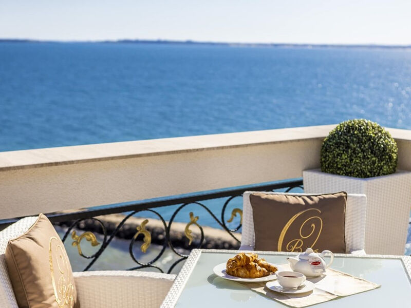 Hotel Onyx Beach Residence