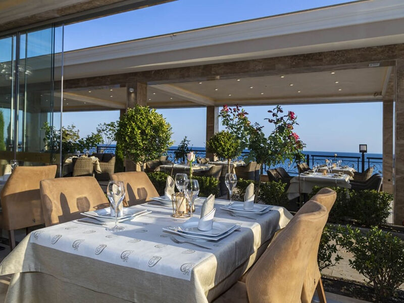 Hotel Onyx Beach Residence
