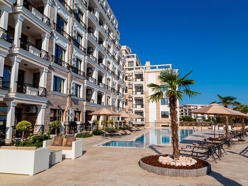 Onyx Beach Residence
