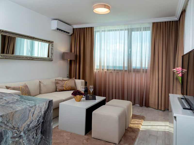 Onyx Beach Residence