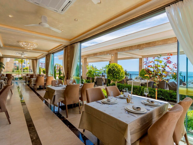 Onyx Beach Residence