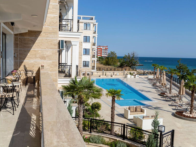 Onyx Beach Residence