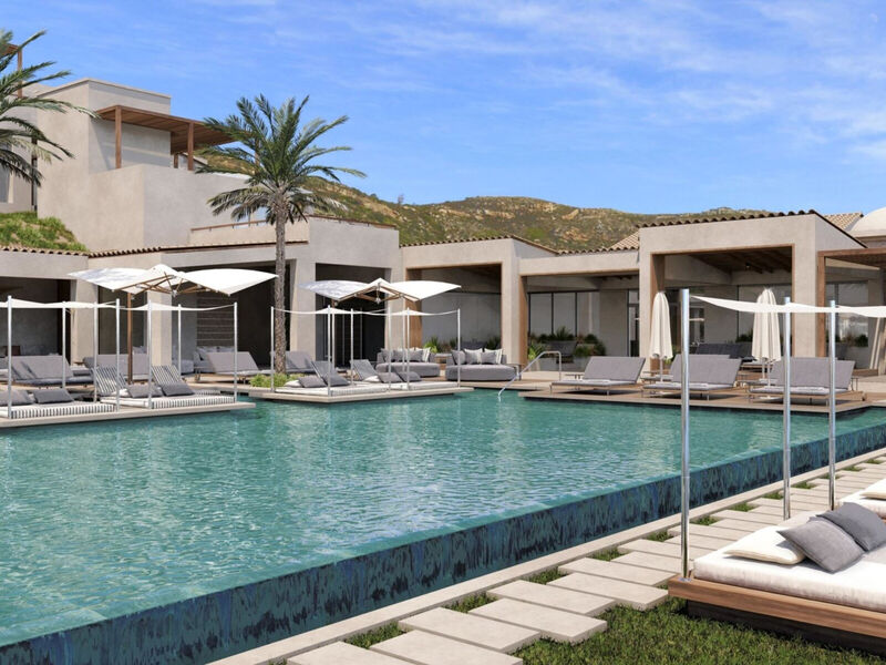 Oros Luxury Beach Resort