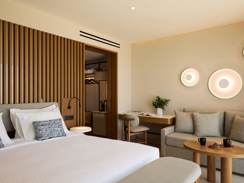 Oros Luxury Beach Resort