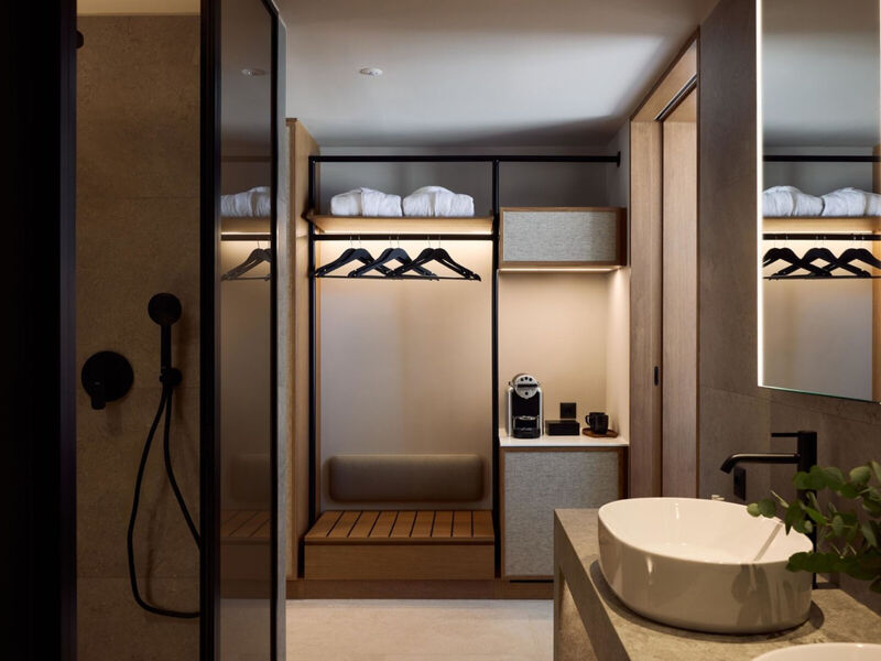 Oros Luxury Beach Resort