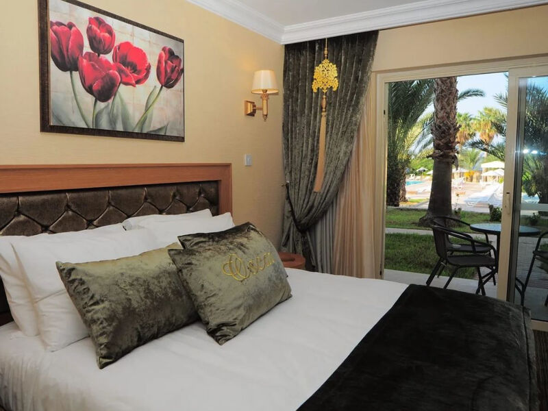 Oscar Resort