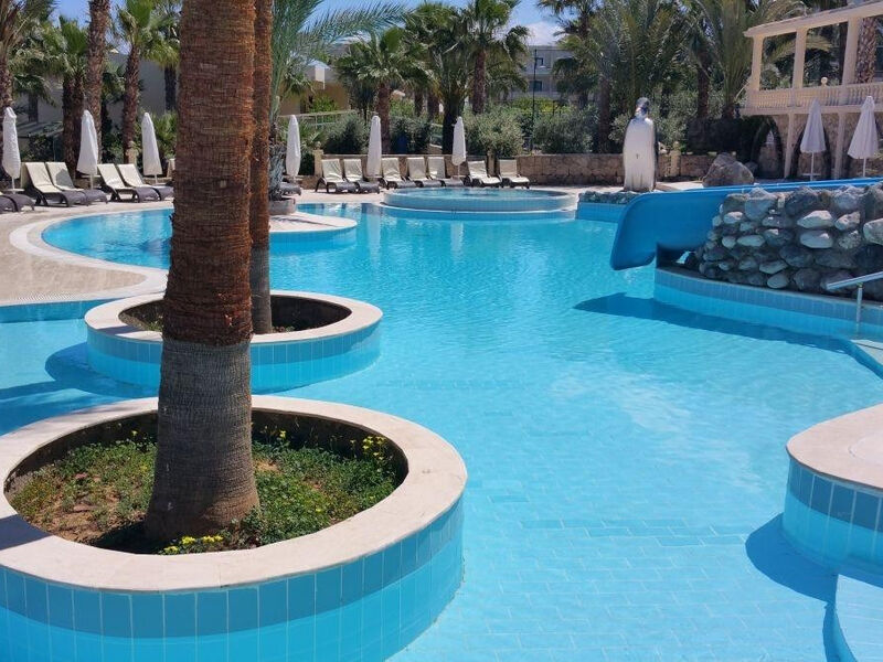 Oscar Resort