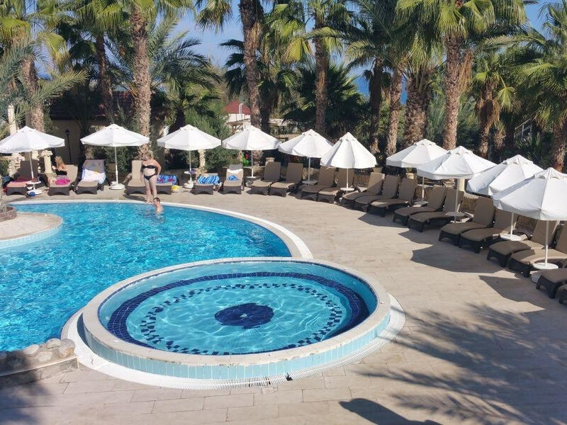 Oscar Resort