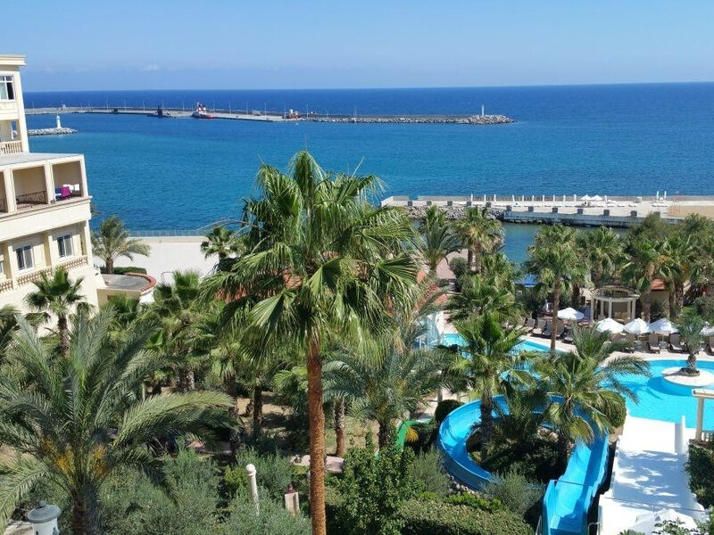 Oscar Resort