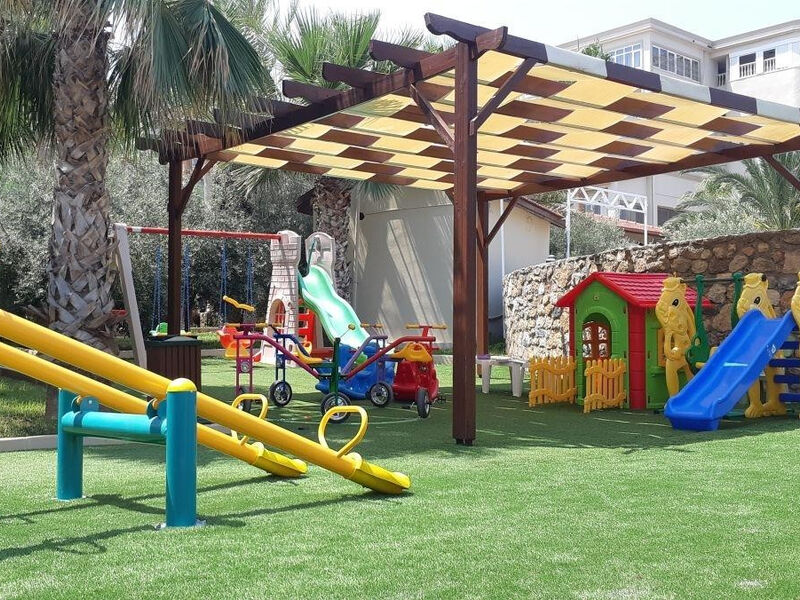 Oscar Resort