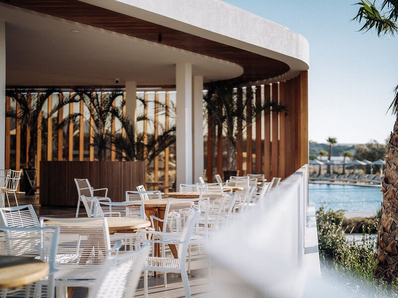 Ostria Beach Resort And Spa