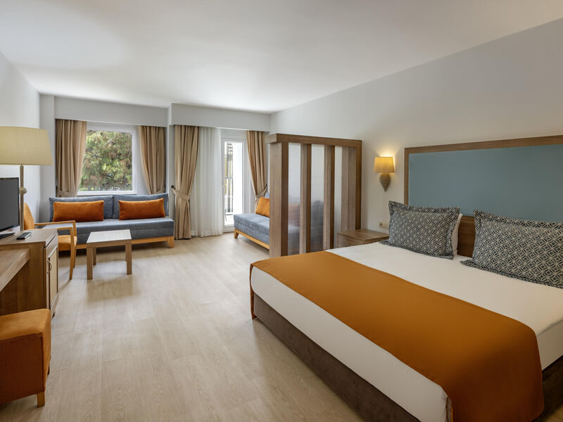 Otium Family Eco Club Side