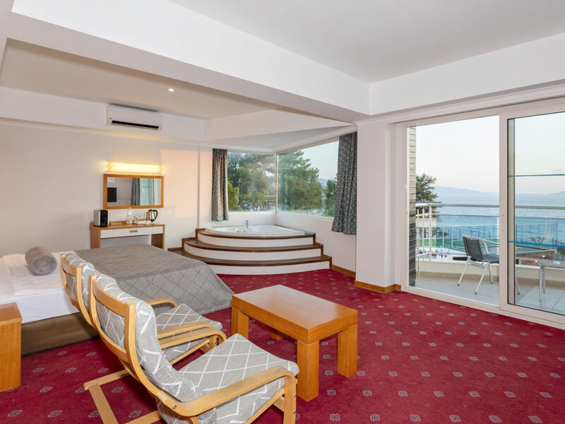 Otium Sealight Beach Resort