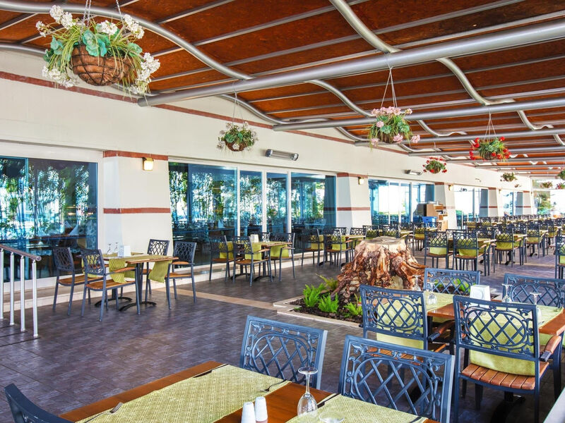 Otium Sealight Beach Resort