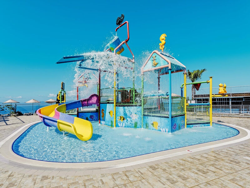Otium Sealight Beach Resort