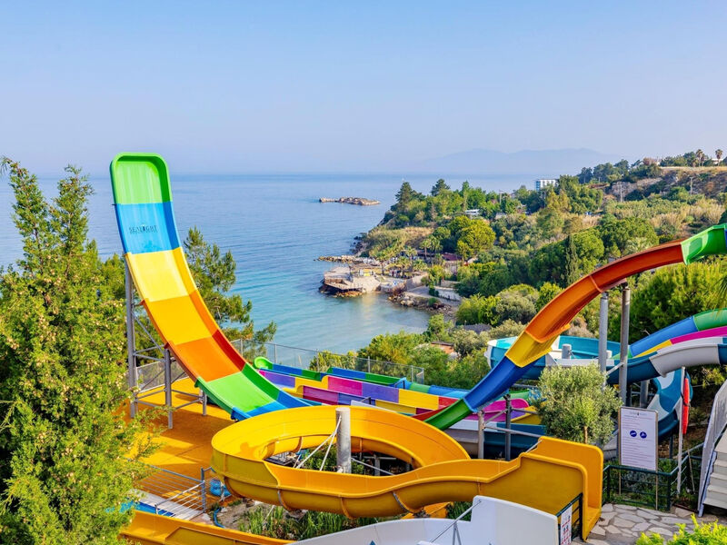 Otium Sealight Beach Resort