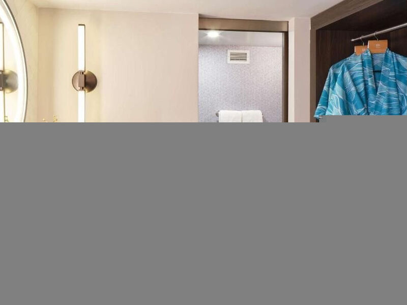 Outrigger Waikiki Beachcomber