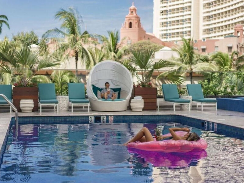 Outrigger Waikiki Beachcomber