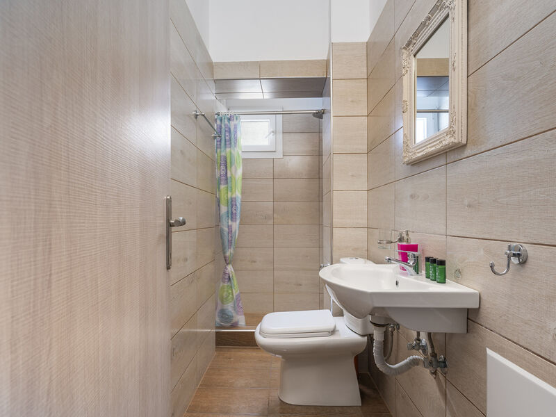 Ouzas Luxury