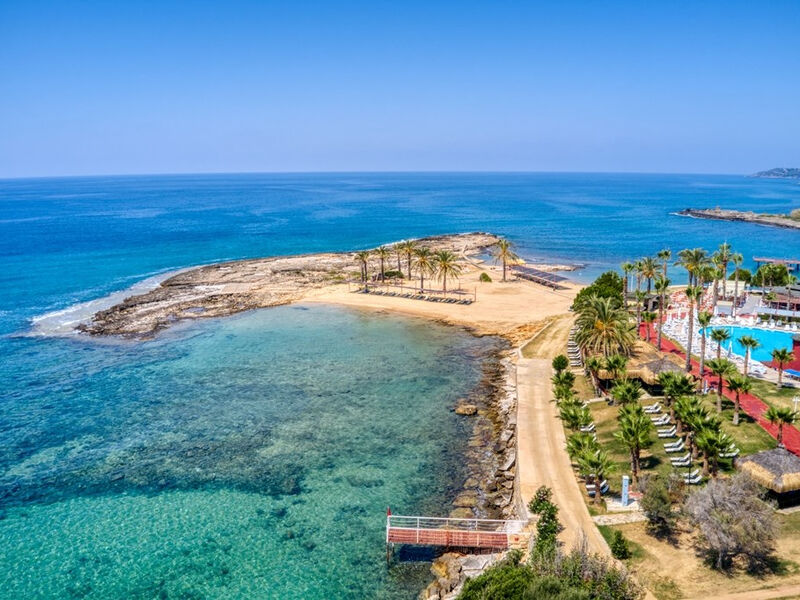 Oz Hotels Incekum Beach Resort