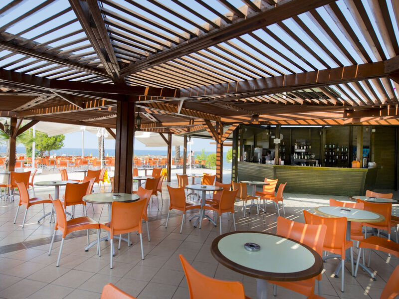 Oz Hotels Incekum Beach Resort