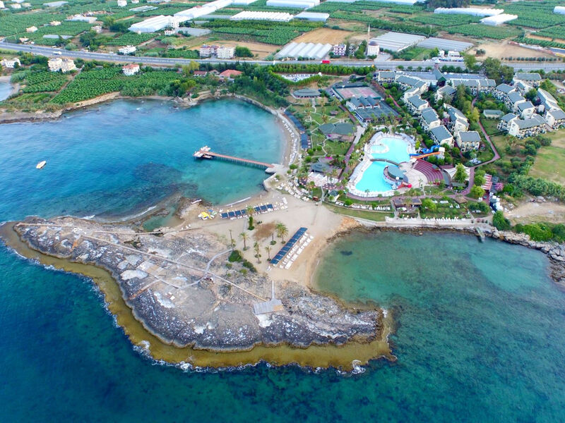 Oz Hotels Incekum Beach Resort