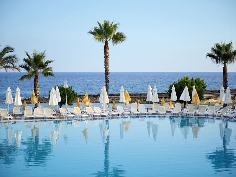 Oz Hotels Incekum Beach Resort