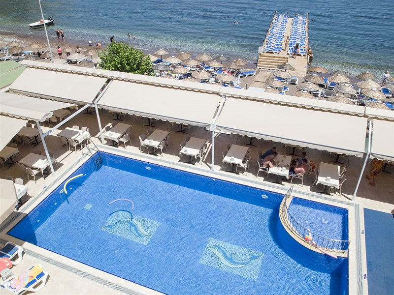 Özcan Beach