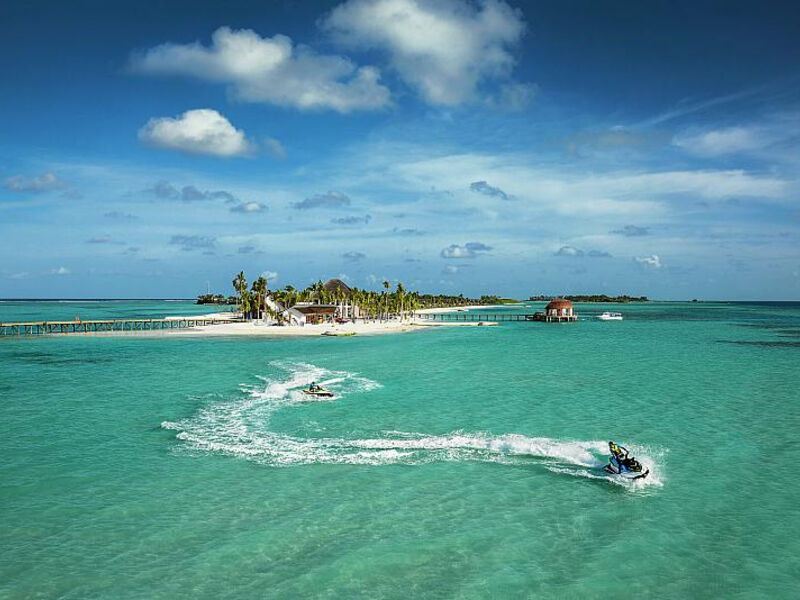 OZEN Life Maadhoo