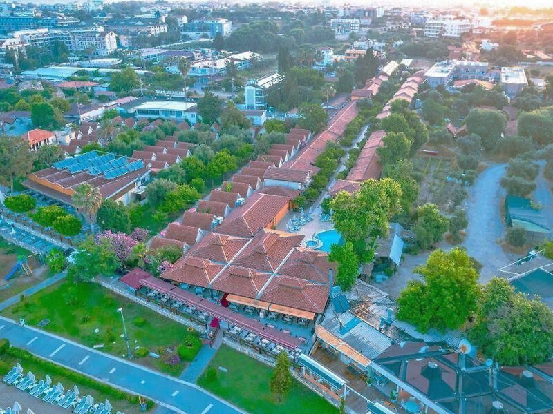 Ozlem Garden