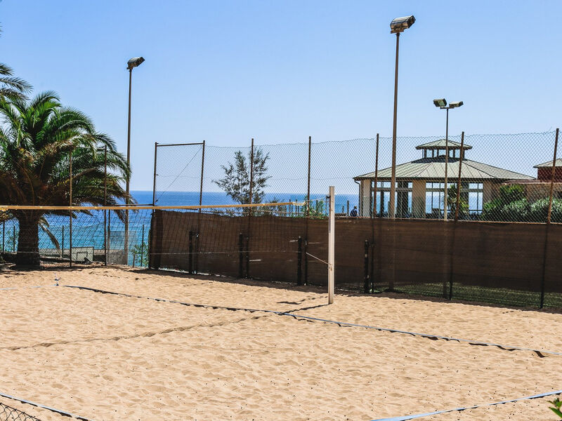 R2 Pajara Beach